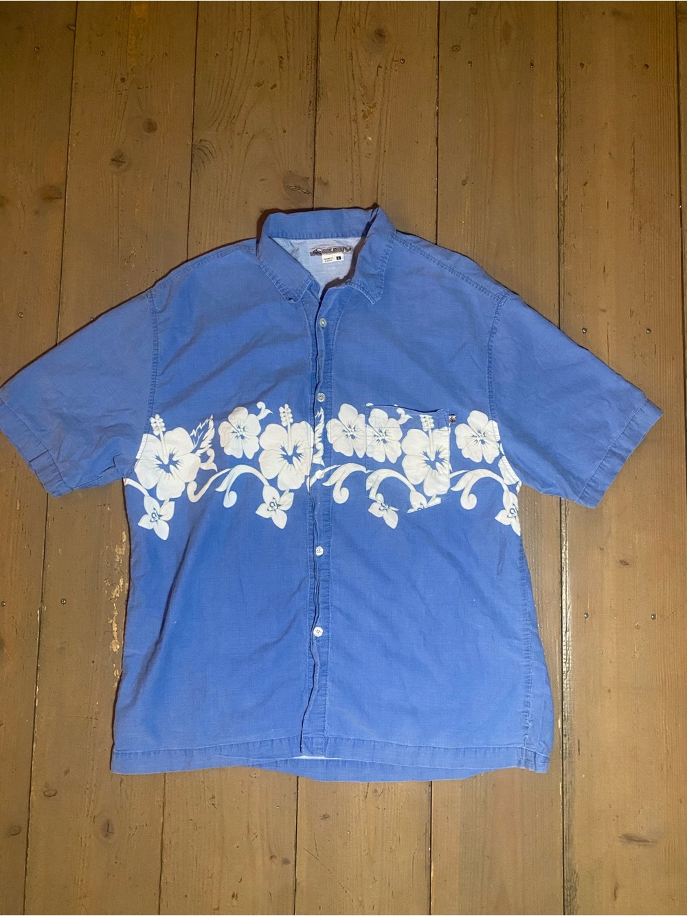 Y2K Rusty’s button up vintage